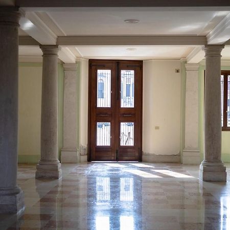 Terrazza Momon Apartment Venesia Bagian luar foto